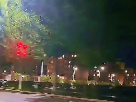 睡觉的时候说肉多的抱着睡舒服
分手了到处说我是头猪 老子恨你