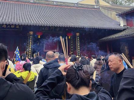 这心愿我是求定了~#普陀山 #寺庙祈福