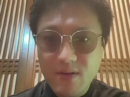#本尊上线 ,二饼突袭直播间,聊聊力哥二饼直播间玩失踪,期待复播时间!