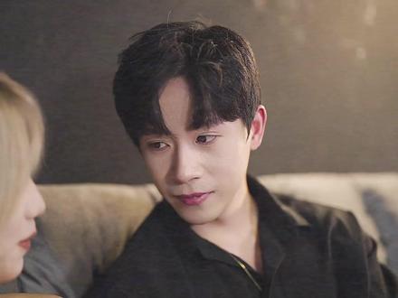 “西格玛男人—女人的话经不起半点推敲”#西格玛男人 #拒绝掉入女人的陷阱 #西格玛男人真是泰裤辣 #抽象艺术