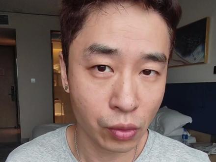 不花钱的白金卡闭眼冲!贵宾厅休息室、快速安检、升舱应有尽有,还能套娃直接拿广州机场和昆明机场金卡!#同程旅行