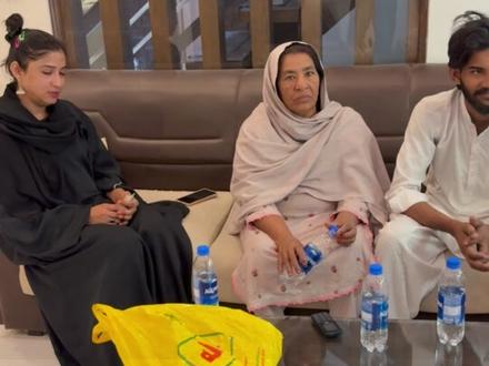 让苏美拉来竟是为了做这事! #记录真实生活 #好物推荐 #中巴友谊 #海外生活 #袜子