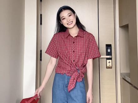 靠搭配奶奶衬衫也可以很好看,姐妹们学会了吗? #复古穿搭 #每日穿搭分享