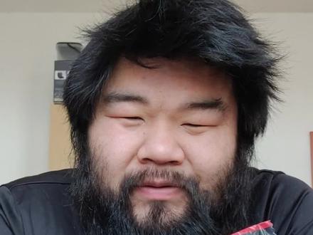 今儿自制一份热巧克力饮品,过程很酸爽,就是杯子的形象稍欠观瞻,求放过! #巧克力 #牛奶 #德国生活