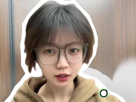 快来多闪和小火人对话 #多闪app #小火人AI聊天 #多闪