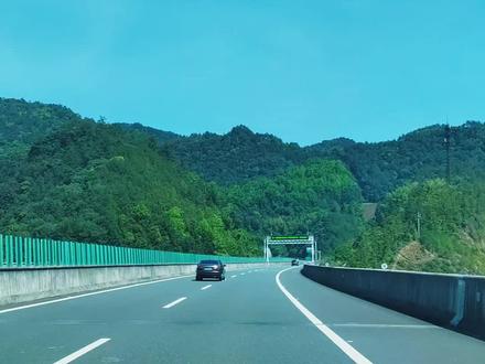 #自驾旅行在路上 沿途的风景,藏着不期而遇的美好!