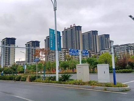 炎刘镇的寿县蜀山现代产业园是合肥空港经济示范区,您们理解是不是这里归合肥管辖?还是合作共赢?!欢迎您们留言评论……#炎刘镇 #寿县蜀山现代产业园#寿县#淮南市#合肥市