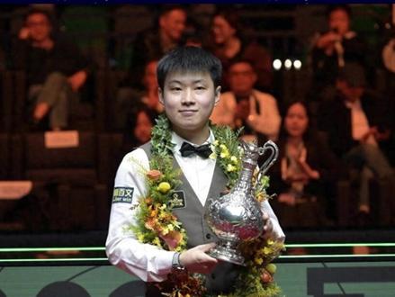 WST年终奖项揭晓:中国3人上榜,赵心童独揽2项,入选名人堂成员!1