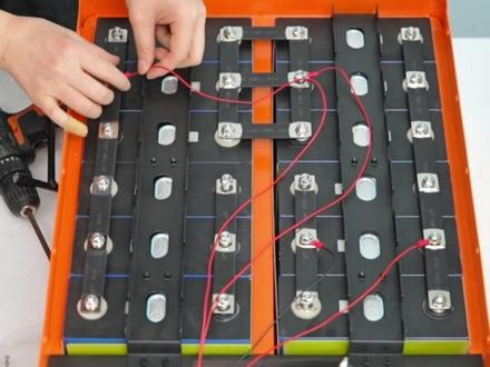 9 分钟上手 12V 10度电!保姆级 DIY 组装教程,步骤完整,自制比成品省大钱#电池组装 #锂电池 #DIY房车供电 #10度电光伏储能电池 #磷酸铁锂电池