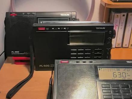 收音机测评 德生系列三剑客
德生pl550 pl600 pl660,一门三杰,大家都用过那一台?更喜欢那个呢?
#收音机 #德生 #德生pl660 #德生pl600 #德生pl550