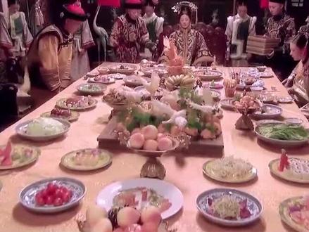 慈禧有多会享受,一顿饭要吃108道菜,饭桌上都是满满的仪式感!#抖音小助手 #慈禧 #晚宴