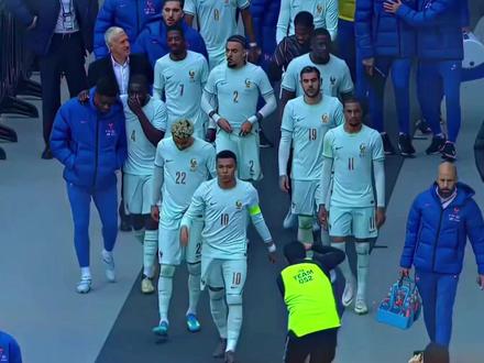 从天才,到巨星,再到队长 姆巴佩这次能扛起法国吗?#姆巴佩 #世界杯 #法国 #美加墨世界杯