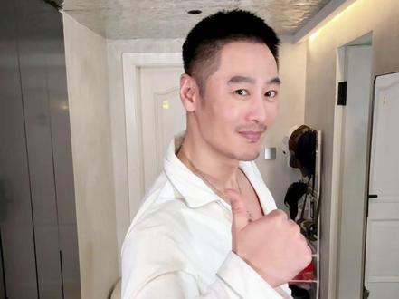 豆包老师这对吗?#豆包穿搭 #豆包穿搭分享 #亓航