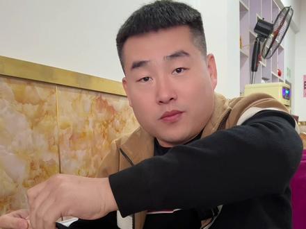 今天中午来冀州区吃焖饼,一家和京南湖一样拥有燕赵老字号的焖饼店#主打的就是一个真实 #冀州焖饼 #燕赵老字号!