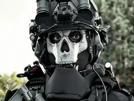 “希特勒电锯”MG—42机枪、香港产的虎贲GK1、美国自改的全自动,哪个更强?#军事#军事科普 #机枪