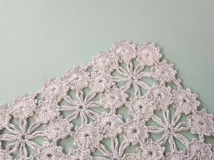 钩针梅花围巾基础教程。大家学会明天继续下午一点直播