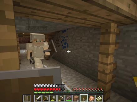 我的世界33!我在废弃矿井发现蜘蛛刷怪笼,赶紧用火把封印住它