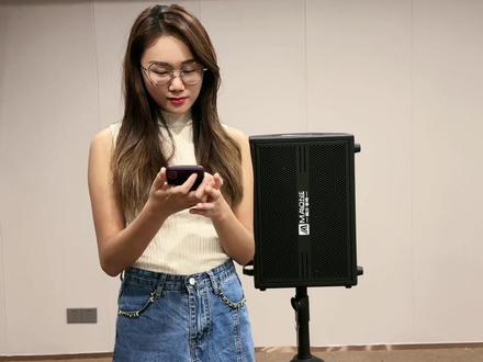 曼龙K800-专业户外弹唱直播音响。
音质好、功率大、功能多、效果器丰富、续航久,是一款专业人士和爱好者不可错过的选择。#品牌音响推荐 #源头厂家直供 #户外k歌音响推荐 #户外唱歌直播 #曼龙音响