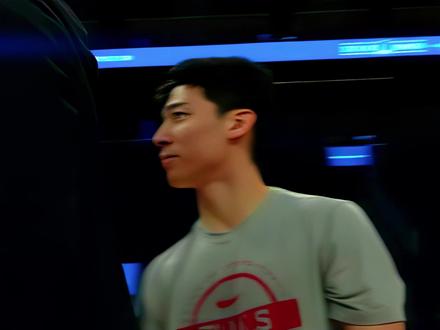 最后10秒被吹3加1,河村勇辉究竟有没有犯规 #河村勇辉 #篮球