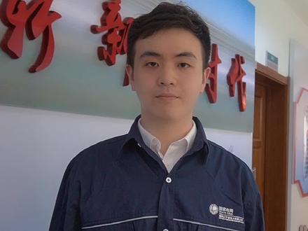 让朋友安心上个厕所吧! 日光灯频繁启动会缩短灯管的寿命,而且更加耗电! #涨知识