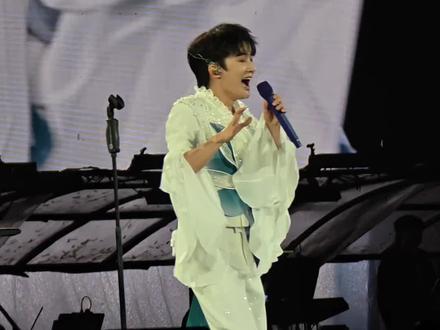 周深居然让生米接唱吟唱,结果生米唱得也太好了吧!! #周深 #周深演唱会 #生米 #灯火里的中国