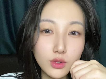 恋爱脑男主心疼女主痛哭😭 除了名字都好看#短剧#短剧推荐#左一#王楠#乖乖入局贺少放肆娇宠