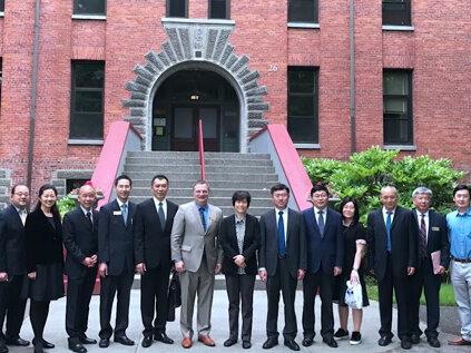 不是吧不是吧,宿舍竟然在酒店?#山东外贸职业学院 #大学 #开学 #山东生活日记