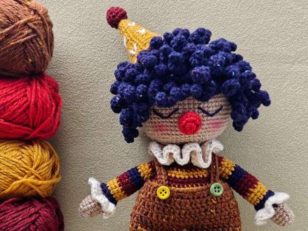 【视频教程①】小丑玩偶钩针钩织详细教程插兜小丑 #钩织 #钩针教程 #小丑钩针玩偶 #钩针小丑 #零基础学钩针