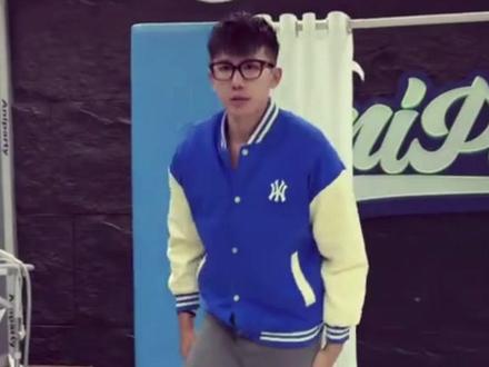 #周楷恒 放弃清华、落选CBA,他的人生剧本比小说还燃 #周楷恒进行曲迎来了它的真神 #感觉至上 #篮球 #Aniparty