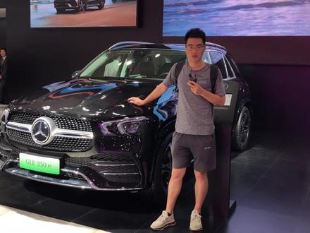 宝马X7贵了,看它吧!奔驰GLE350e登场,宽2米还霸气,买得起