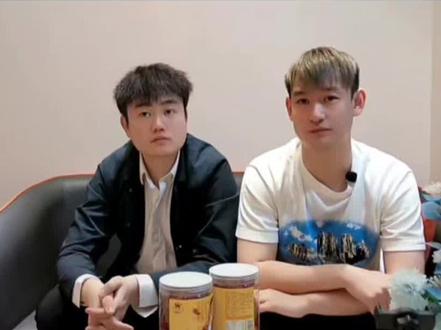 2025.12.28中国乒乓球俱乐部超级联赛总决赛丨女团决赛
【深圳大学3-1山东鲁能】
第一盘:蒯曼/平野美宇3-0钱天一/陈幸同【11-6,11-7,11-6】
第二盘:覃予萱3-0徐奕【13-11,11-8,11-8】
第三盘:平野美宇0-3陈幸同【9-11,5-11,6-11】
第四盘:覃予萱3-1钱天一
【12-10,11-2,9-11,11-5】
恭喜深圳大学队获得2025赛季中国乒乓球俱乐部超级联赛总决赛女团冠军🥇🎉#万能的抖音 #深圳大学 #乒超联赛 #女团冠军 #孙颖莎