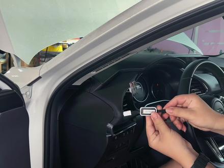 市区开车的多当然要装一个启停宝啦 专车专用对插款启停宝 今天来个教程徒手教大家安装#效果完美#次世代马自达3昂克赛拉