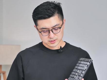 罗技发布了MX 新品Mechanical和之前Keys有什么区别吗?今天一起看下#数码科技 #键盘 #罗技
