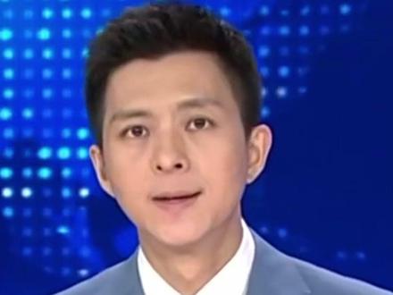 中国人民解放军南部战区位黄岩岛领海领空及周边区域组织战备警巡