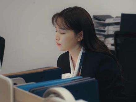 每天一问:海伦姐今天又被骂了吗?#夜色正浓最惨牛马出现了 #夜色正浓