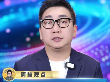 张卫健演唱会上掏出老年卡,童年男神竟然已经60岁了 ! #张卫健#老年卡#名场面