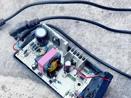 家里有废旧充电器,千万别卖掉了,教你修复原装充电器#电动车维修 #充电器维修 #维修小技巧 #技术分享 #上热门