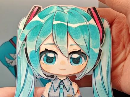 miku初音未来V2版公式服纸片人制作教程
#可动纸片人 #可动人偶 #纸偶 #马克笔手绘 #术力口