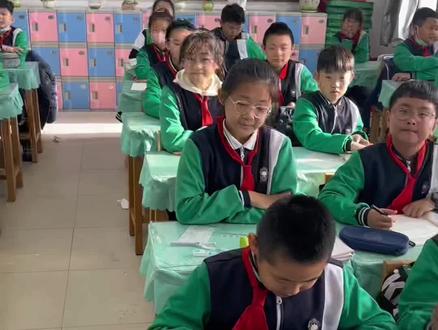 五年级《慈母情深》课后小练笔,生活中让自己感动后鼻子一酸的经历#小学语文新课标#思辩能力 #习作练习@丽丽老师❤️五年级