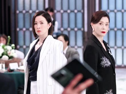 文慧心大战阮太后,堪比二战!#新闻女王2 #佘诗曼