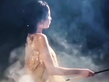 鱼儿轻轻飘欣儿似火烧~#虞书欣 #云初令 #蛇妖