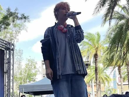 #炎亚纶 #签售会 #台湾 5月17炎亞綸臺南專輯簽售會現場。本人很帥哦
