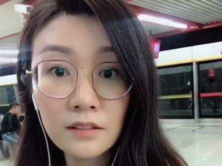 穿破洞牛仔裤同时又想穿秋裤怎么办?