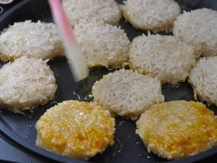 爱吃莲藕要收藏,武汉特色菜香煎藕饼,外酥里嫩,孩子天天吵着吃