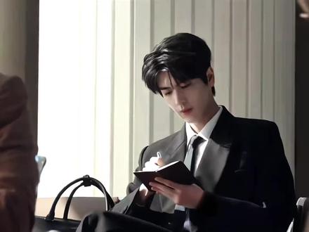 作家与律师的爱情邂逅,夯爆了#张凌赫 #张婧仪 #这就是小说男主吧