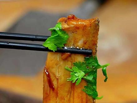 带你解锁带鱼新做法,家常炖带鱼,做法简单还不腥,跟着强子一起来做吧!#上抖音学做菜 #美食卷王挑战赛 #美食创作人计划