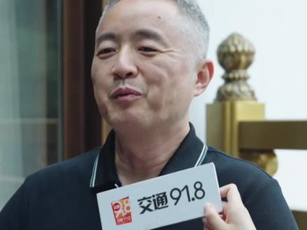 #高考700分的“迈巴赫少爷”爆火 迈巴赫送考视频曾一夜爆火,杭州交通91.8独家对话其父:我就是普通的家长,想在重要的日子陪伴孩子 #杭州