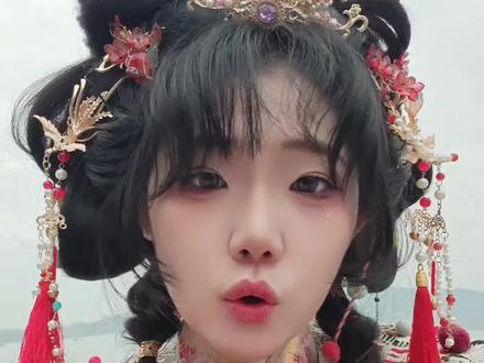 过年期间研究生真的很尴尬
既没能力给别人发红包,也没法心安理得的收红包
年龄是大人,心理还是小孩
#过年 #研究生 #硕博 #新年 #大学生回家