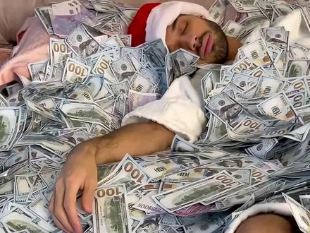 迪拜最年轻的亿万富豪! #抖音看世界 #外国人真会玩 #记录海外生活 #奇闻趣事