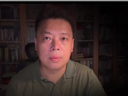 《史蒂芬•霍金:友谊与物理学的回忆》:展示了一个爱冒险的霍金#打开眼界